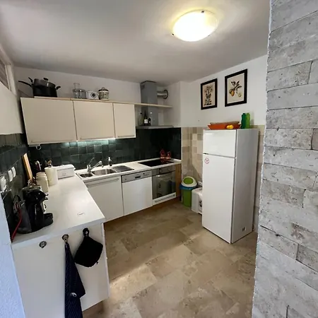 Apartma Kresnicka *